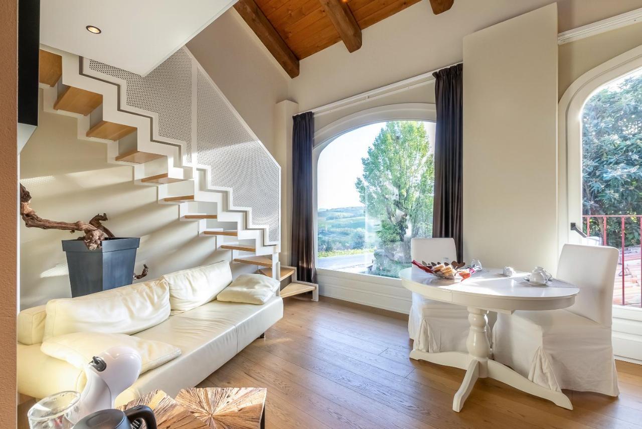 Frames Relax Apartment La Morra Bagian luar foto